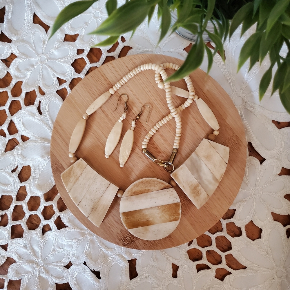 VINTAGE | Bovine Bone Chunky Necklace & Earrings